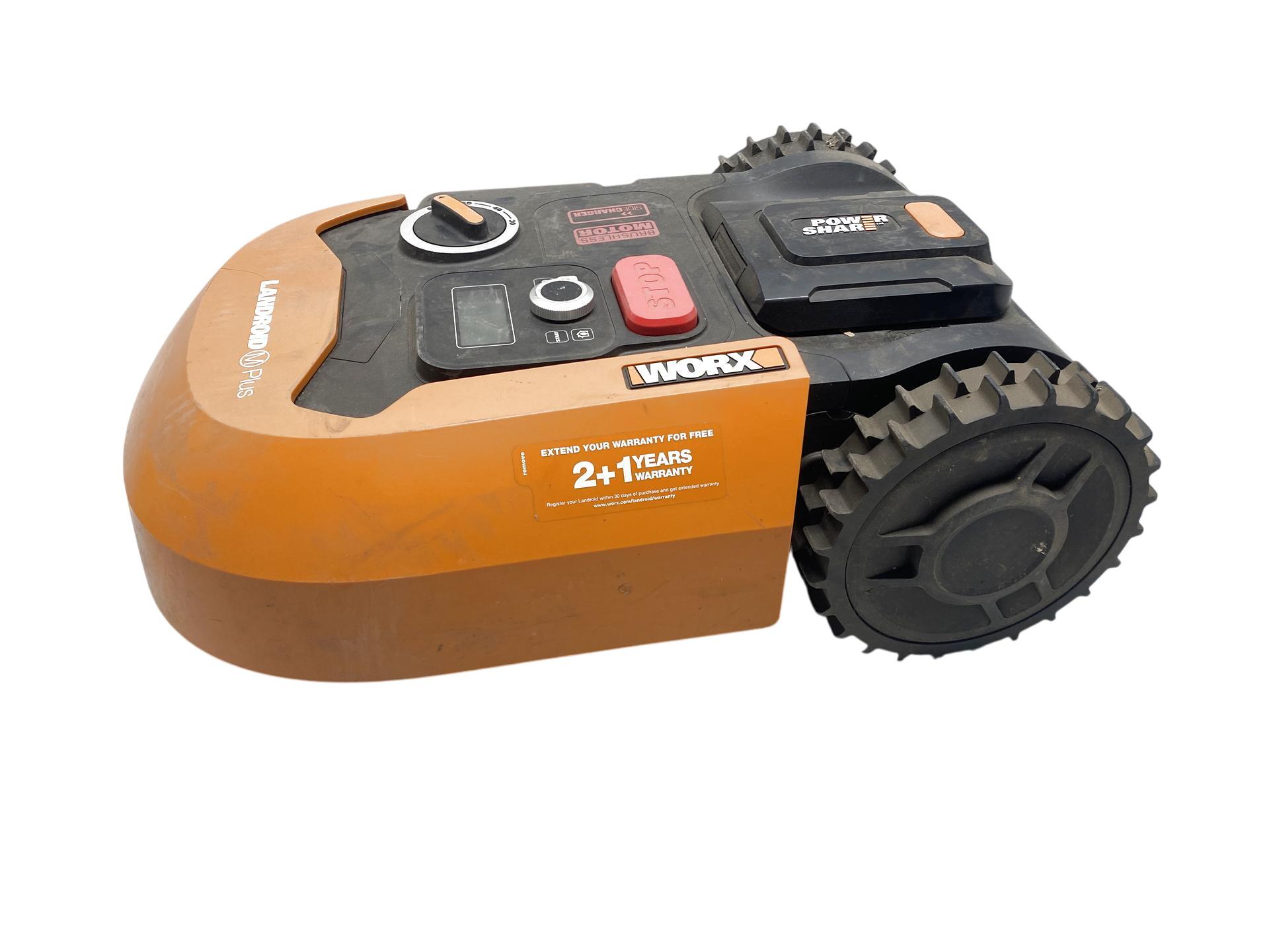 Robot tagliaerba WORX Landroid M500 Plus WR165E 500m2